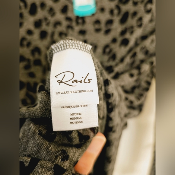 COPY - Rails Long Sleeve Printed Shirt- Medium - Picture 3 of 5